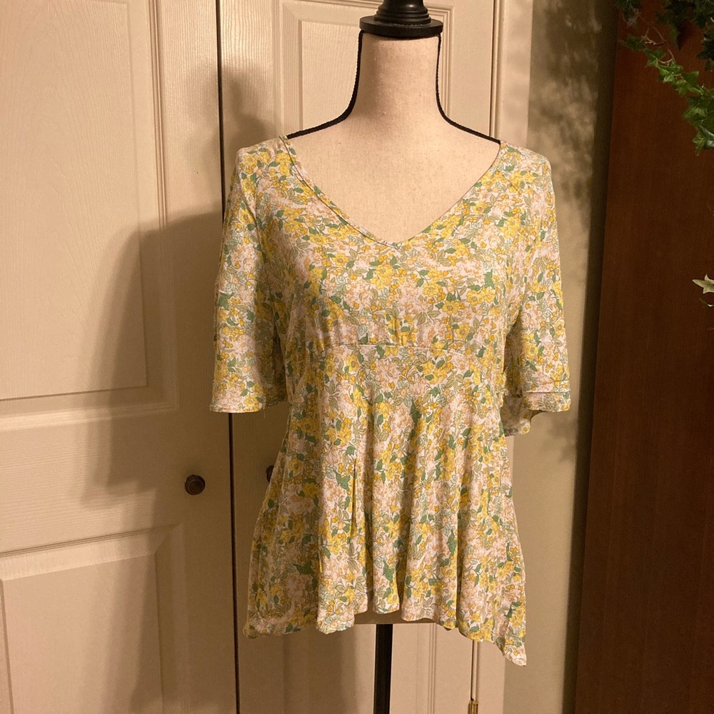 Rachel Zoe very cute blouse size small